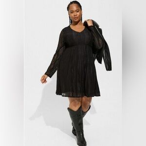 Torrid At The Knee Black Geo Lace V-Neck Skater
Dress Size 1X